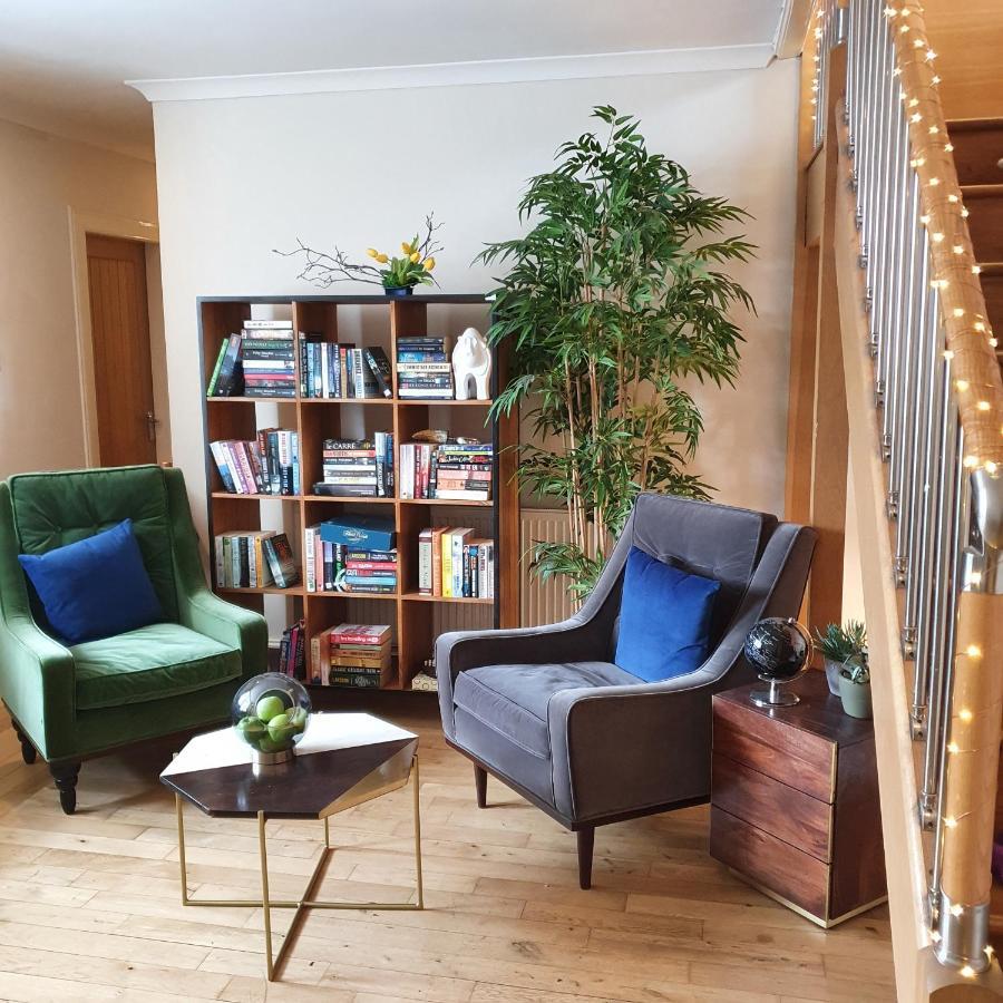 The Sleeping Dog Room At The Grumpy Schnauzer Bnb Huge Room, Luxe Suite, Private Hot Tub, Breakfast, Gym, Games Room, Farm Stay, Amazing Ердрі Екстер'єр фото